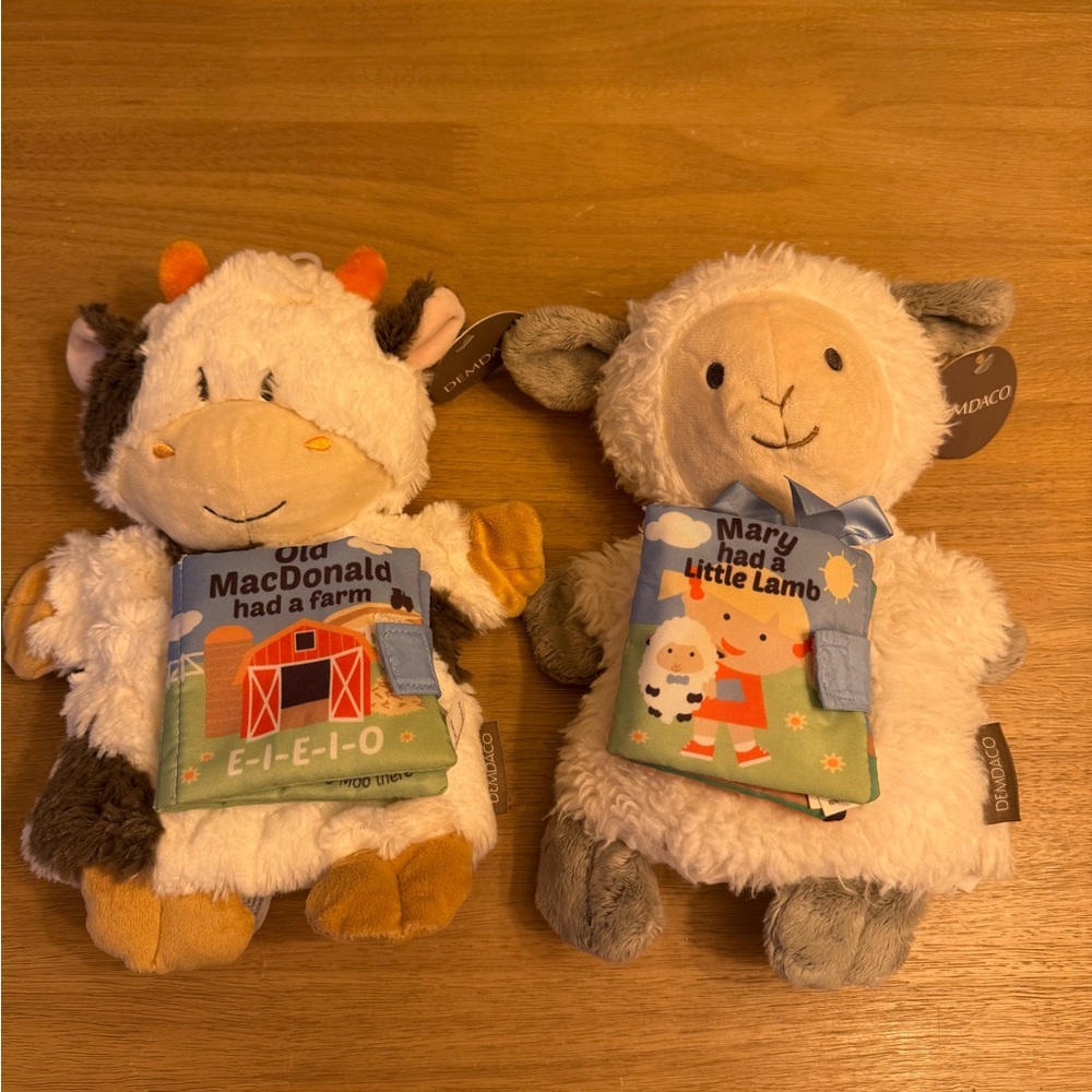 2 New with tags nursery rhyme puppets with coordinating fabric book